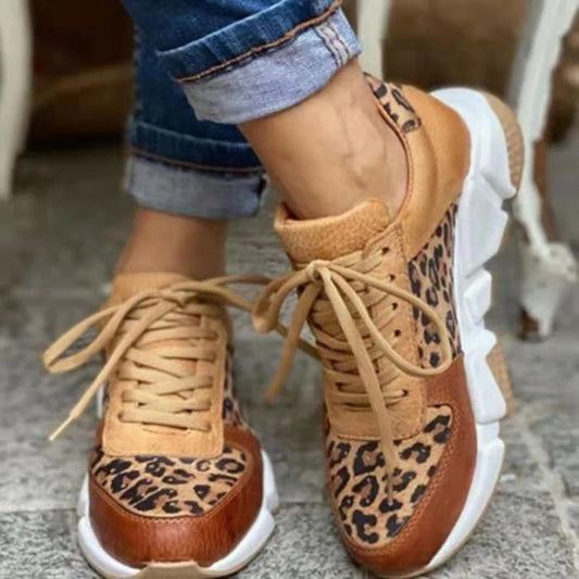 Leopard-patterned casual sneakers